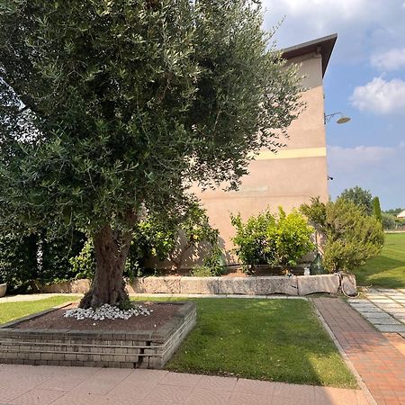 Appartamento "Casa Vacanze Corte Ara Decima" Sona Exterior photo