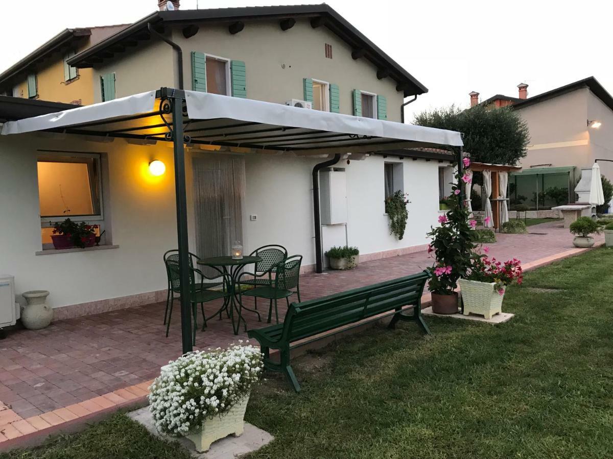 Appartamento "Casa Vacanze Corte Ara Decima" Sona Exterior photo